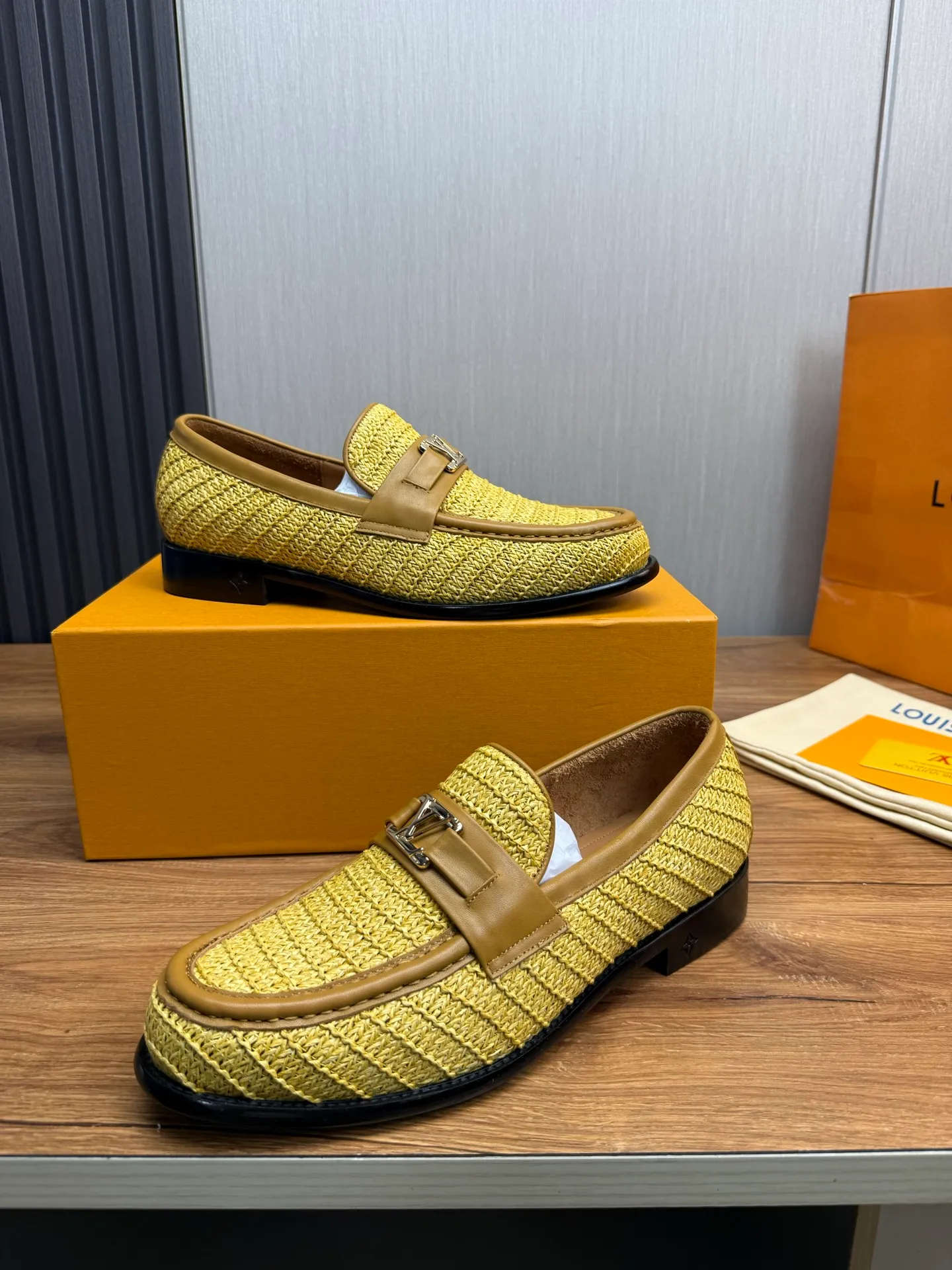 Factory 680💰 LV. Men's business casual leather shoes, all made of imported original brand leather, just to create a more comfortable wearing experience, original non-slip and wear-resistant outsole ✔️16-45 (38.45 non-returnable)